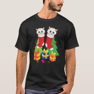 Weihnachtskätzchen in Strümpfen am Weihnachtsmorge T-Shirt