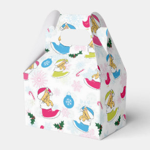 Weihnachtskatze schläft geschenkschachtel