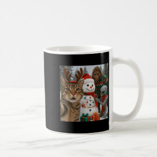 Weihnachtskatze Selfie mit Bigfoot Alien & Amp Kaffeetasse
