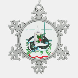 Weihnachtskerze eingewickelt mit schneeflocken Zinn-Ornament