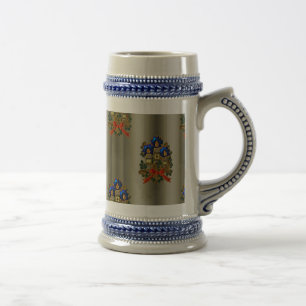 Weihnachtskerzen und Kranz Bierglas