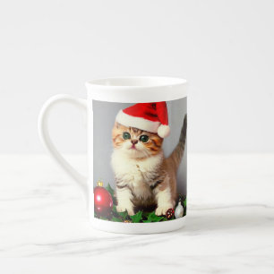 Weihnachtskitten in Weihnachtsmannmütze Prozellantasse