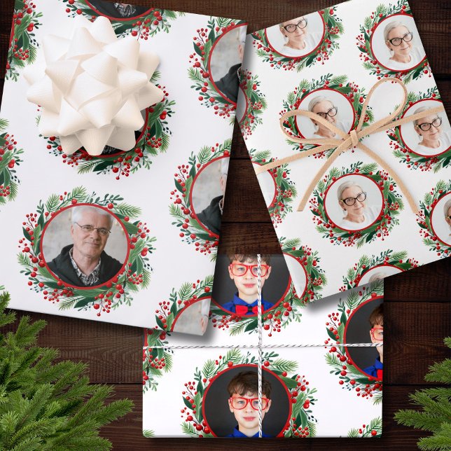 Weihnachtsknecht Fotos Personalisiert Geschenkpapier Set (Christmas Wreath Family Photos Personalized Wrapping Paper Sheets)