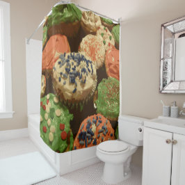 Weihnachtskuchen mit Sprinklen Duschvorhang