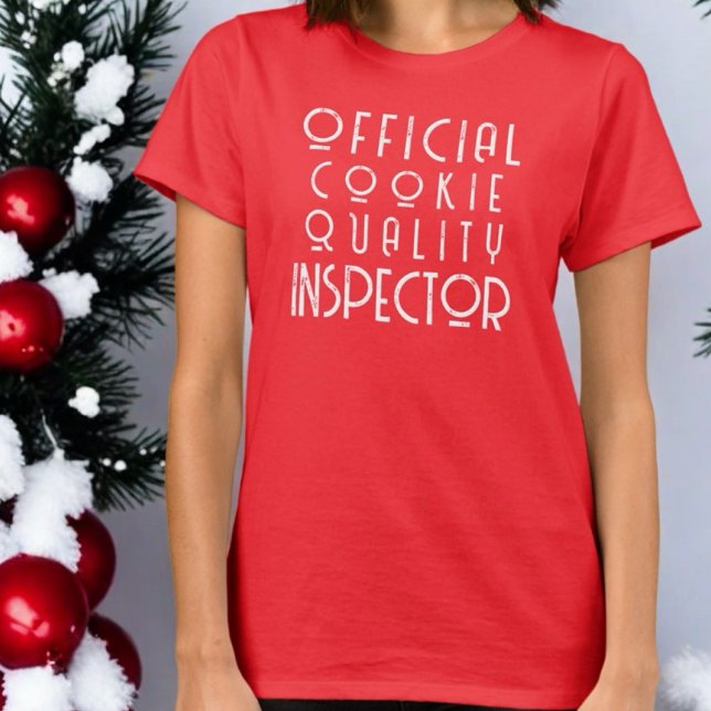 Weihnachtslustige Typografie Rot-Weiß-Monogramm ni T-Shirt (Von Creator hochgeladen)