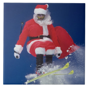 Weihnachtsmann auf dem Skispringen weg von einem Fliese