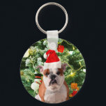 Weihnachtsmannmütze Bulldog Christmas Tree Snowman Schlüsselanhänger<br><div class="desc">Niedliches Bulldog Foto mit der Weihnachtsbaum Snowman Geschenkboxen im Hintergrund. Ein perfektes Geschenk für Weihnachten!</div>
