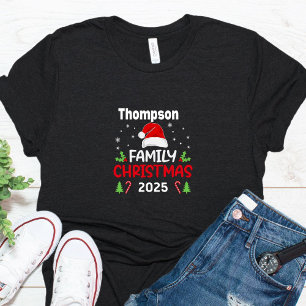 Weihnachtsmannmütze passt Familienname Jahr Weihna T-Shirt