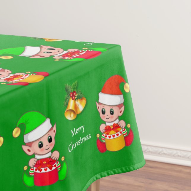 Weihnachtsmuster auf der grünen Tischdecke (Beispiel)