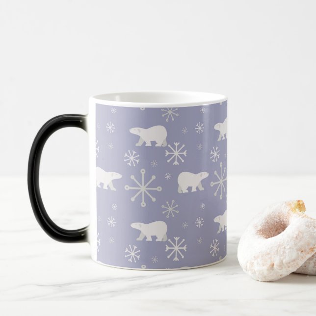 Weihnachtsmuster mit Eisbären und Schneeflocken Verwandlungstasse (Mit Donut)