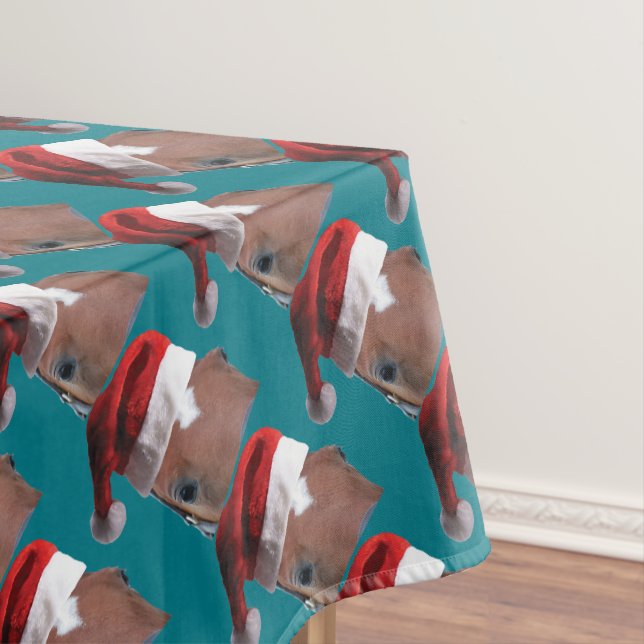 Weihnachtspferd Weihnachtsmannmütze Tischdecke (Beispiel)