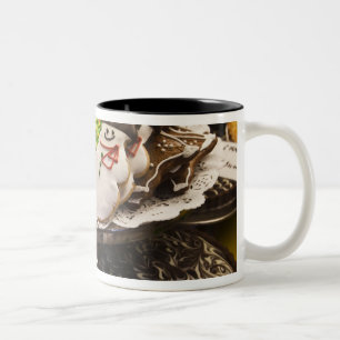 Weihnachtsplätzchen auf Anzeige in einem New York Zweifarbige Tasse