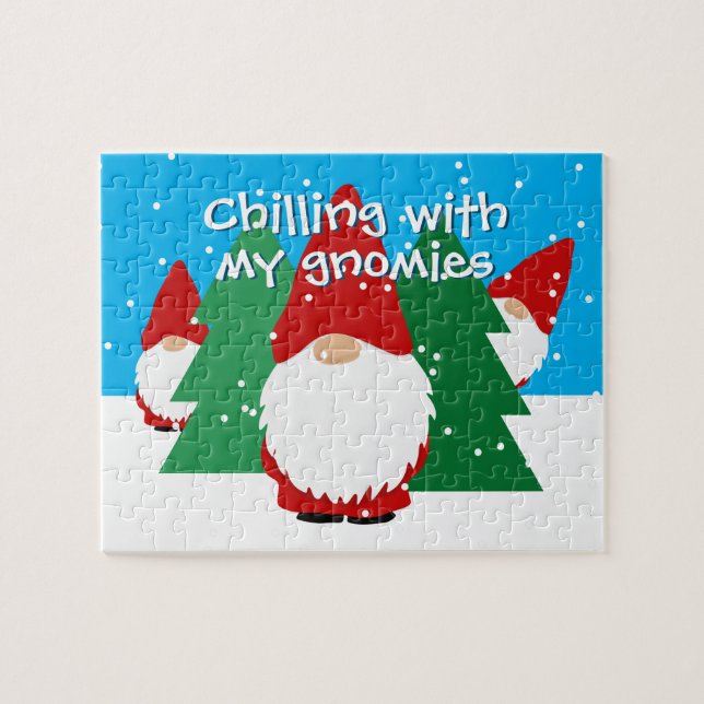 Weihnachtsrätsel des Kindes mit lustigen roten Gno (Horizontal)