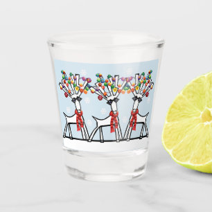 Weihnachtsrentiere mit Schneeflocken Schnapsglas