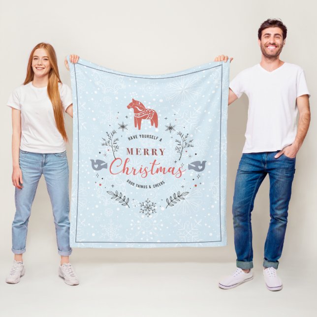 Weihnachtsschmuck auf weißem Schneeflocken Muster Fleecedecke (Beispiel)