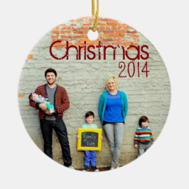 Weihnachtsschmuck im industriellen Foto mit Datum