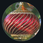 Weihnachtsschmuck Runder Aufkleber<br><div class="desc">Wir wünschen Ihnen frohe Weihnachten!</div>