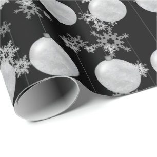 Weihnachtsschmuck und Schneeflocken Geschenkpapier