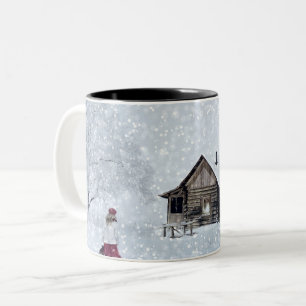 Weihnachtsschnee in der Hütte Zweifarbige Tasse