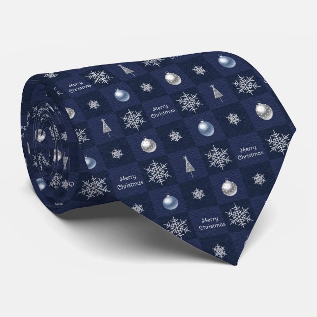Weihnachtsschneeflocken, Ornamente und Bäume Krawatte (Gerollt)