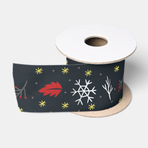 Weihnachtsschneeflocken und Blätter mit schwarzer  Satinband