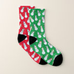 Weihnachtsschneemann für Kinder in Hats Grün/Rot Socken<br><div class="desc">Behalt dir mit diesen festlichen Weihnachtssocken die Füße warm. Gut,  um das Haus am Weihnachtsfeiertag zu tragen oder um Geschenke an Heiligabend zu öffnen.</div>