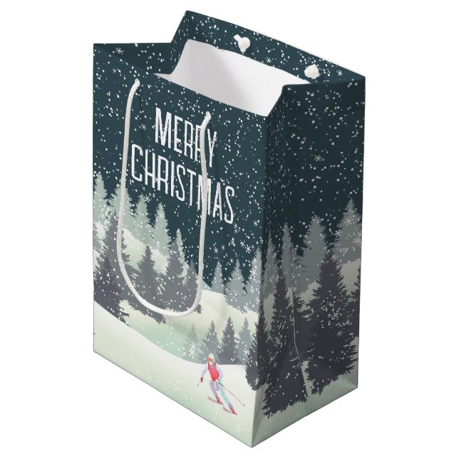 Weihnachtsskifahrer in den Winterferien Mittlere Geschenktüte (Vorderseite Schrägansicht)