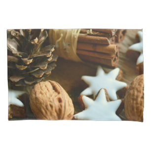 Weihnachtsstangen und Sterne Kissenbezug