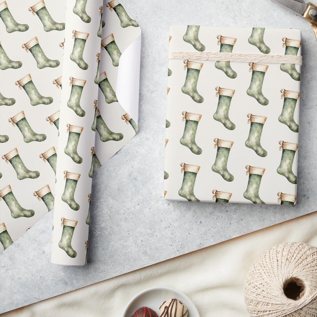 Weihnachtsstrumpf-Geschenkverpackung Geschenkpapier (Classic Green Christmas Stocking Gift Holiday Wrapping Paper by Painted Paperie
)