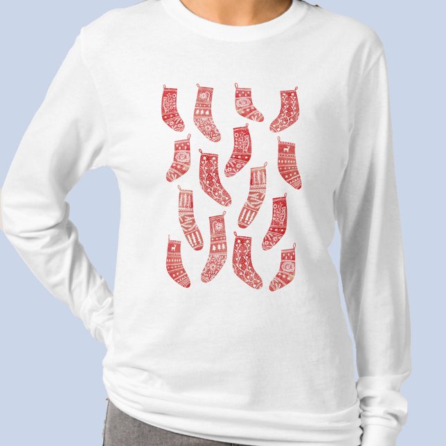 WeihnachtsStrümpfe T-Shirt (Scandinavian Nordic red and white stockings sock pattern t-shirt)