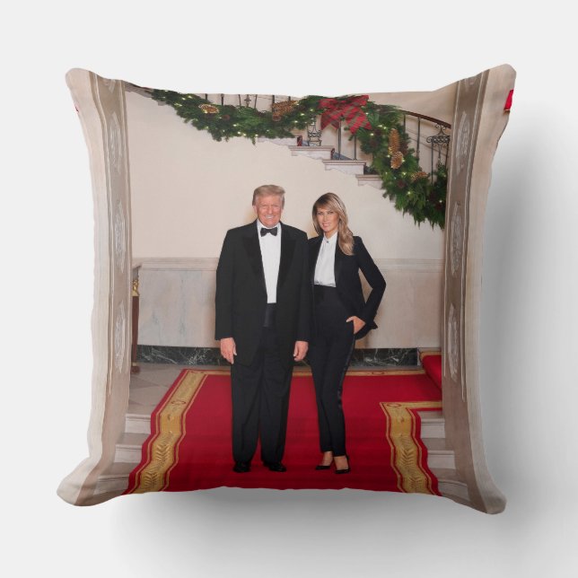 Weihnachtsvorbereitungen von Präsident Donald Trum Kissen (Vorderseite)