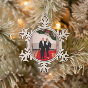 Weihnachtsvorbereitungen von Präsident Donald Trum Schneeflocken Zinn-Ornament