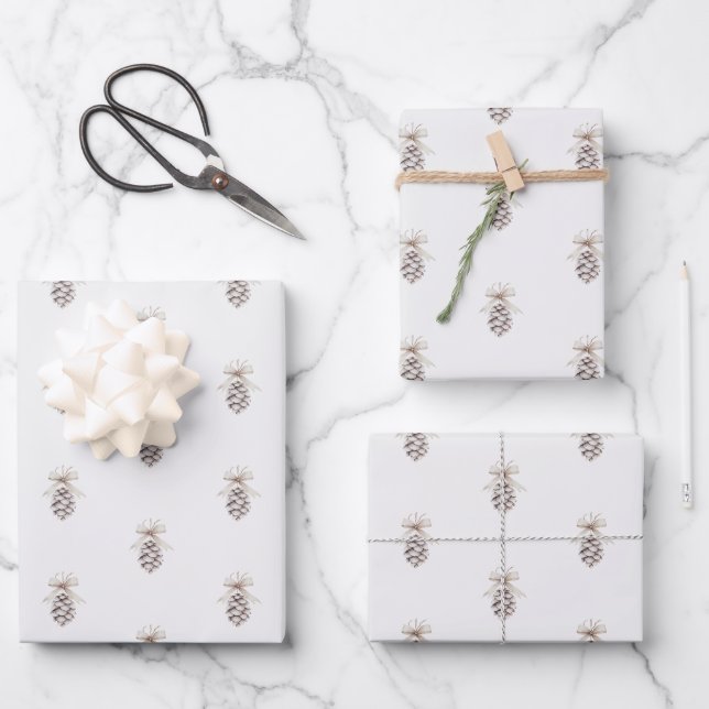 Weihnachtswasserpinecone mit stilvollem Akzent Geschenkpapier Set (Vorderseite)