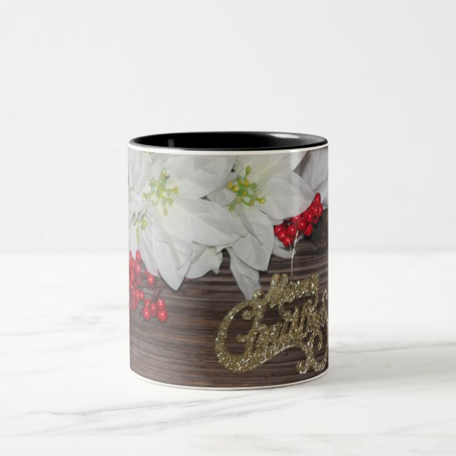 Weihnachtszeit-Tasse Zweifarbige Tasse (Mittel)