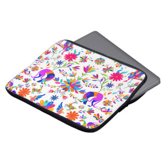Weims, Rabbits, & Birds Otomi styled pattern Laptopschutzhülle