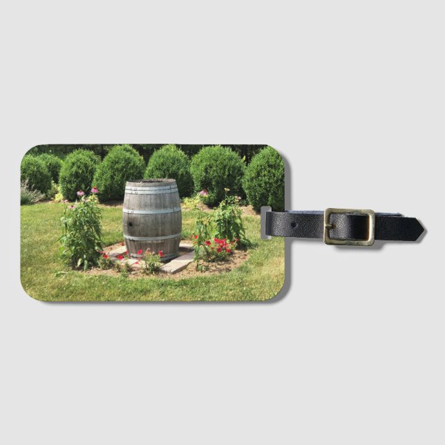 Wein Barrel Garden Deco, Chateau Morrisette, VA Gepäckanhänger (Vorderseite (Horizontal))