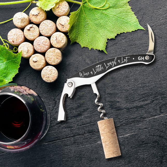 Wein ein wenig lachen Ein wenig schwarz Kellnermesser (Personalized Corkscrew with your initials on the end - great gift idea!)