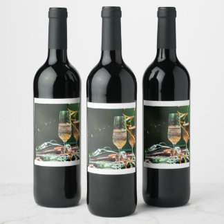 Wein Flaschenetikett mit Glasbecher Weinetikett