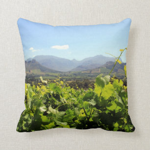 Weinberge in Franschhoek, Südafrika Kissen