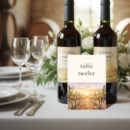 Weinbergslandschaft bei Sonnenuntergang - Editable Tischnummer