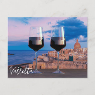 Weingläser mit Blick auf den Sonnenuntergang über  Postkarte