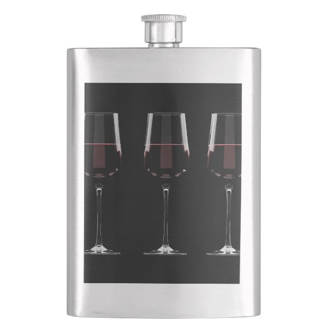 Weingläser mit Rotwein auf schwarz Flachmann (Vorderseite)