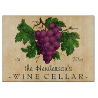 Weinkeller mit Trauben-Vintagem personalisiertem