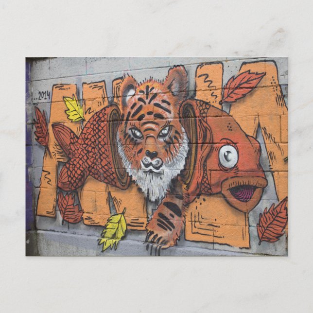 Weird Orange Tiger Fish Graffiti Postkarte (Vorderseite)