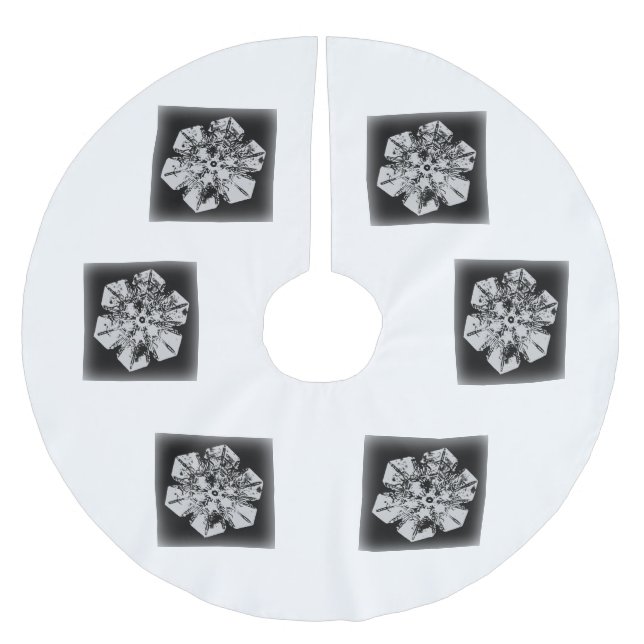 Weiß auf schwarzer Schneeflocke Polyester Weihnachtsbaumdecke (Vorderseite)
