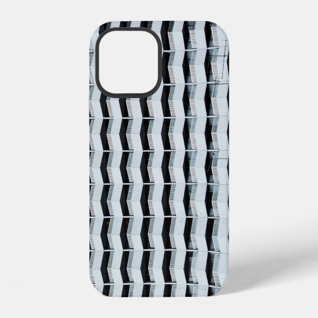 Weiß gestrichenes Gebäude iPhone 12 Hülle (Rückseite)