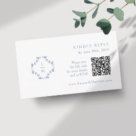 Weiß | QR-Code für Floral Monogramm Hochzeitsszena Begleitkarte