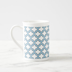 Weiß und Baby Blue Trellis, Gitter, Quatrefolie Prozellantasse