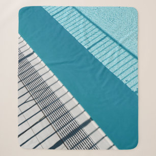 Weiß und blau gestreifte Textilien Sherpadecke
