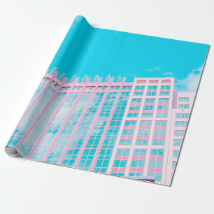 WEISS UND BLAU KONKRETES GEBÄUDE UNTER BLAUEM HIMM GESCHENKPAPIER